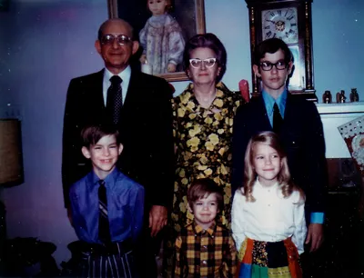 Ledbetter children with Richard and Margaret Craig, Christmas 1972